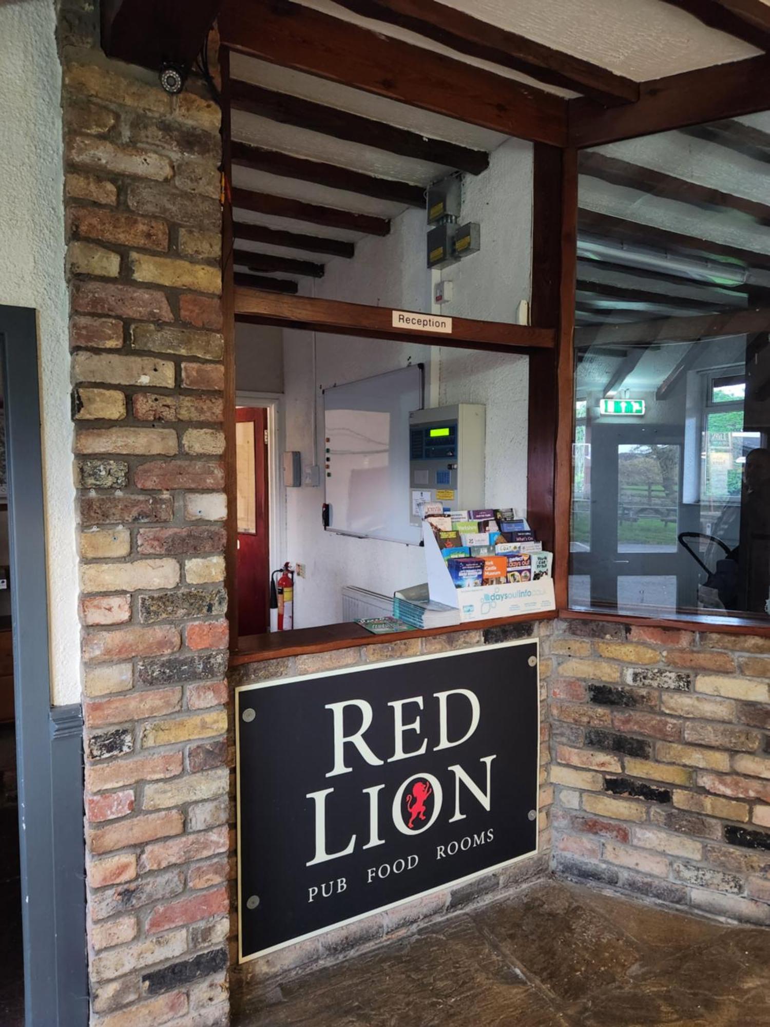Red Lion Inn & Motel Йорк Экстерьер фото